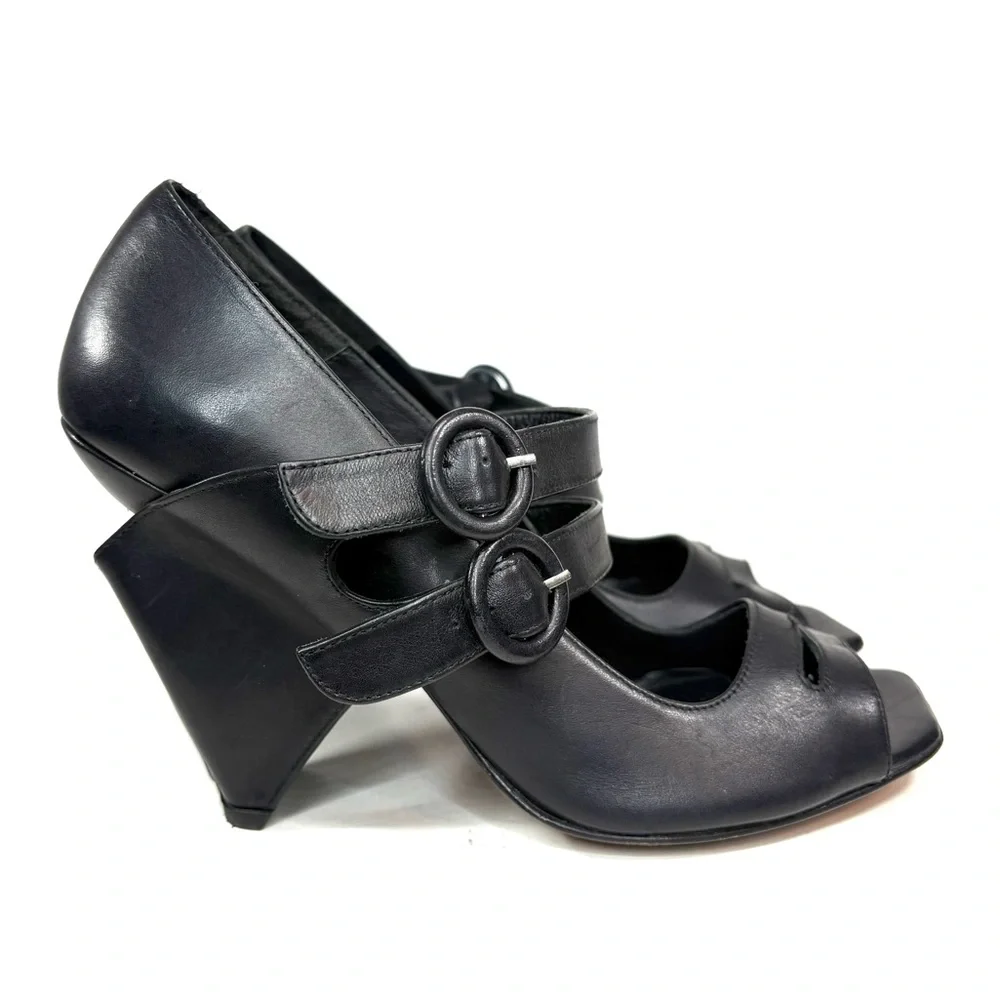 Audley London x Anthropologie Black Leather Geometric Pumps | 38.5 - Picture 2 of 11